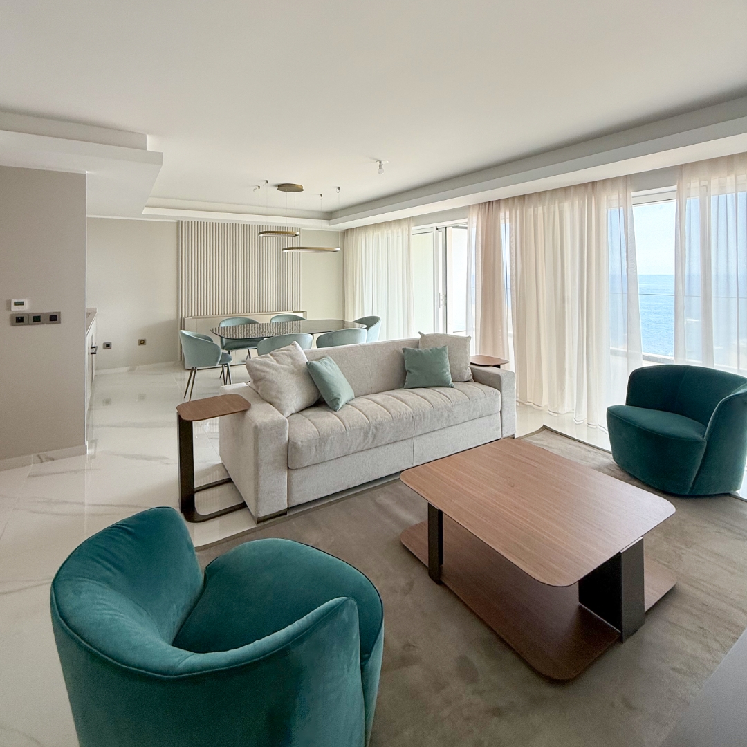 148 2025 09 27 Articolo Trilocale Monaco Cover